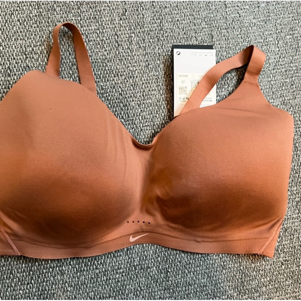 NWT::Nike Sports Bra